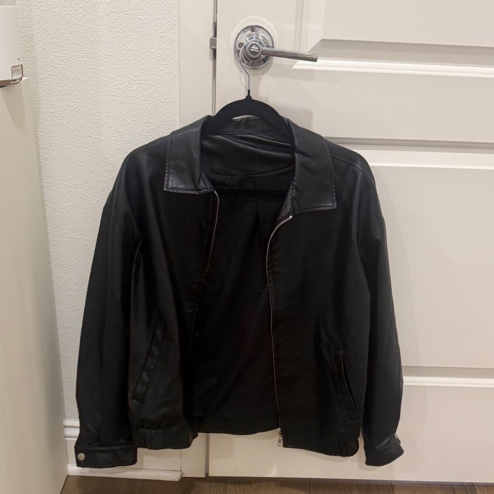 Women’s Black Leather Jacket Size Small
